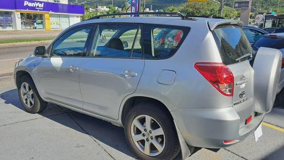 TOYOTA RAV4 2.4 4X4 16V GASOLINA 4P AUTOMÁTICO TOYOTA RAV4 2.4 4X4 16V GASOLINA 4P AUTOMÁTICO